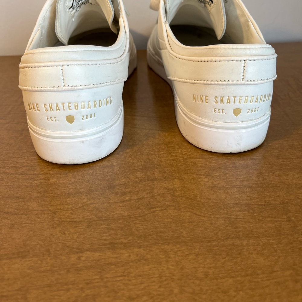 Men’s Nike SB Sneakers - Picture 5 of 12